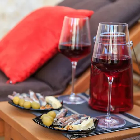 Primabella Nyaraló *